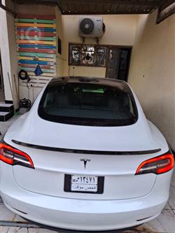 تسلا موديل 3